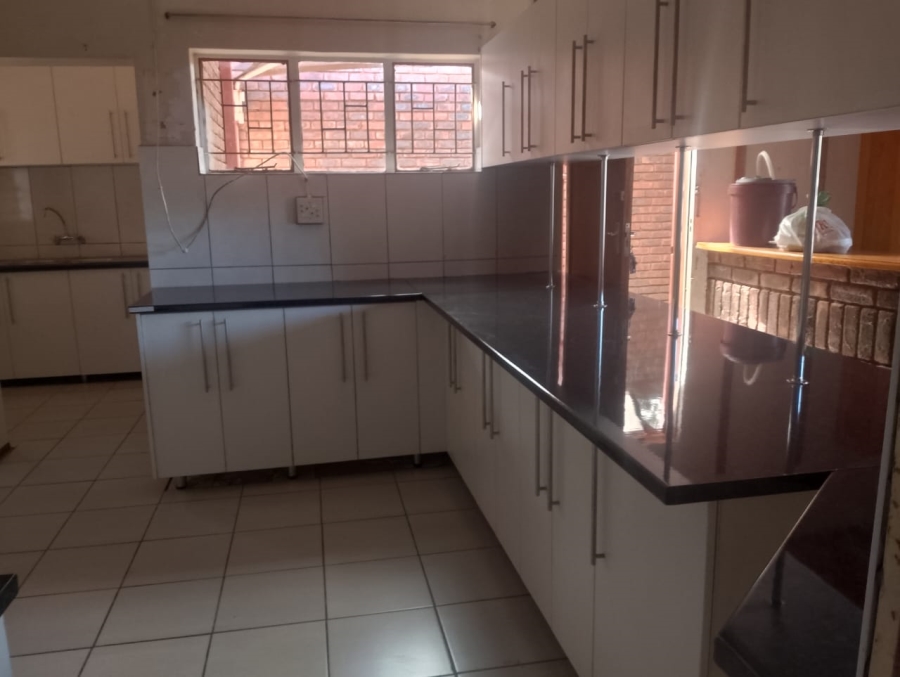 To Let 3 Bedroom Property for Rent in Kuruman Northern Cape